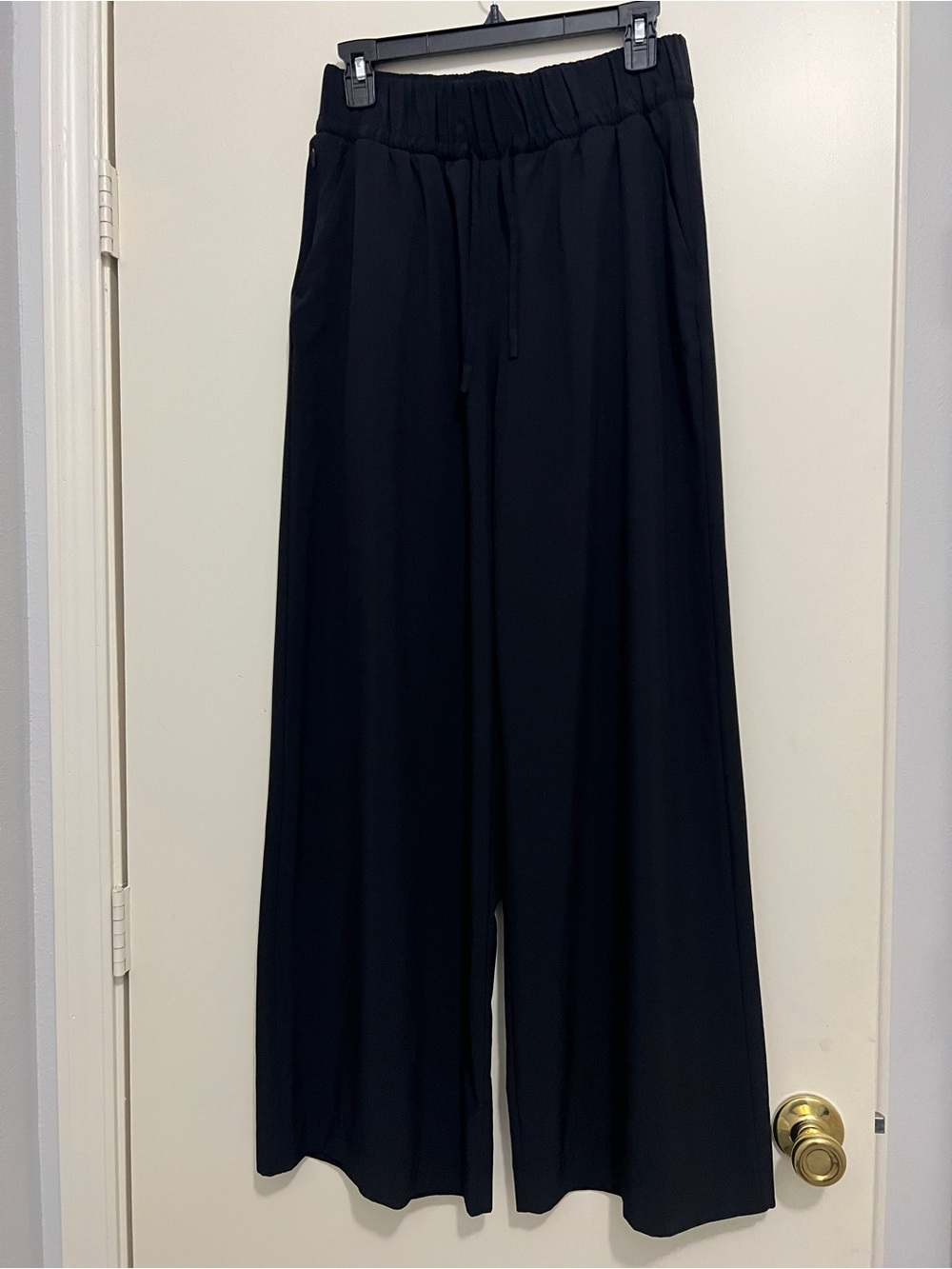 All in Motion Women’s Active Light Wide Leg Pants Black Moisture Wicking Sport M